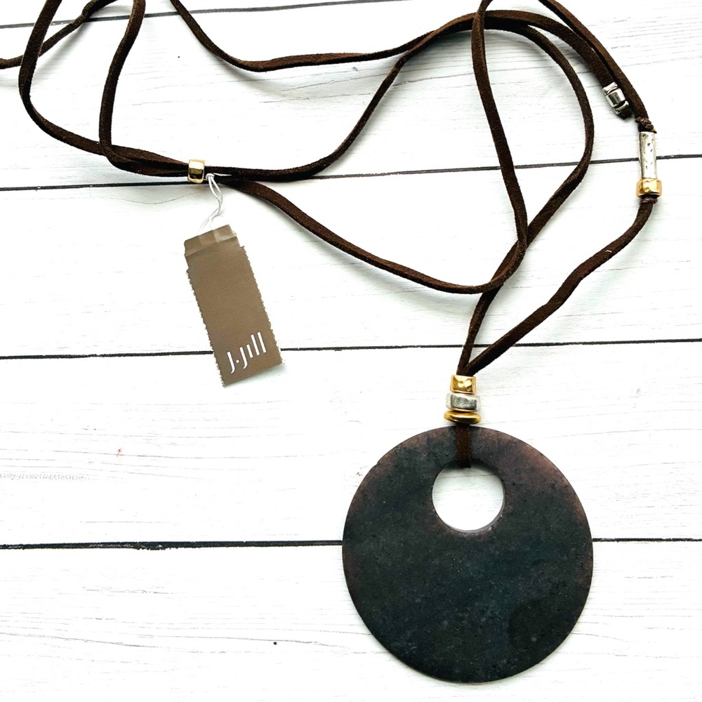 NEW NWT J. Jill Earthy Brown Circular Stone Pendant Adjustable Necklace $39 Tag